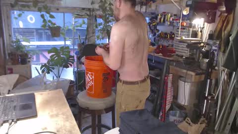 Seattlemanwhore online show from November 19, 4:29 pm