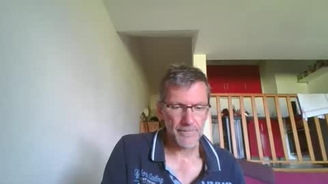 seb846894 online show from May 1, 7:33 am