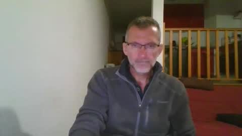 seb846894 online show from May 15, 9:56 pm
