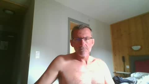 seb846894 online show from June 12, 9:07 am
