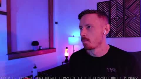Snapshot of seb_tv chatting on October 7, 1:53 am Sebastian online show from October 7, 1:53 am