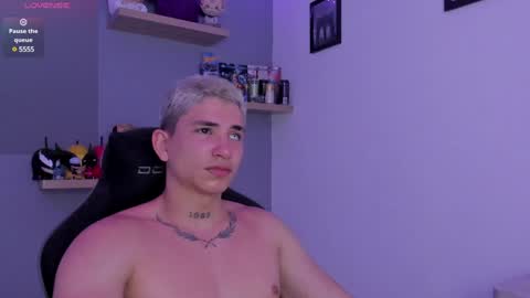 Sebastin online show from December 18, 2:28 pm