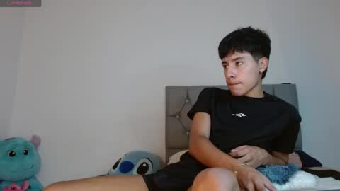 sebas_fire4 online show from May 19, 11:11 pm