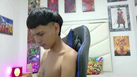 Snapshot of sebas_lover_ chatting on October 21, 9:17 pm sebas_lover_ online show from October 21, 9:17 pm