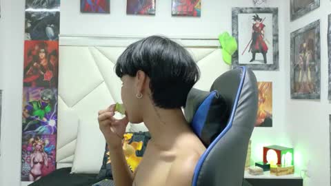 Snapshot of sebas_lover_ chatting on October 9, 8:47 pm sebas_lover_ online show from October 9, 8:47 pm