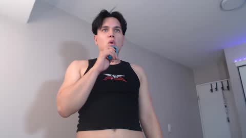 Snapshot of sebastian_electra chatting on September 21, 12:44 am Sebastian online show from September 21, 12:44 am