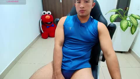 Snapshot of sebastian_oconnor77 chatting on October 4, 5:51 pm juan sebastian online show from October 4, 5:51 pm