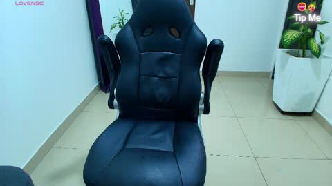 juan  sebastian online show from April 24, 5:37 pm