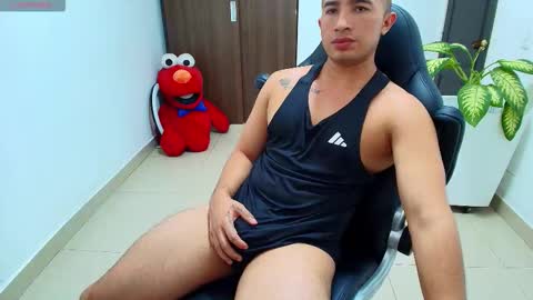 Snapshot of sebastian_oconnor77 chatting on September 30, 5:38 pm juan sebastian online show from September 30, 5:38 pm