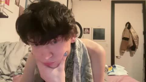 Snapshot of sebastianking1234 chatting on December 5, 2:42 am sebastianking1234 online show from December 5, 2:42 am