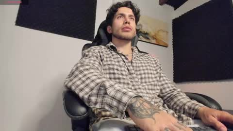 Lucian Sinclair online show from April 3, 9:55 pm