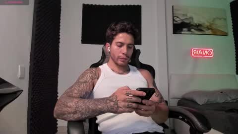 Lucian Sinclair online show from November 21, 4:00 am