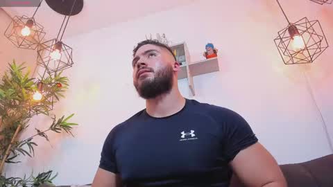 Instagram jeanpaulfit  online show from April 11, 1:02 am