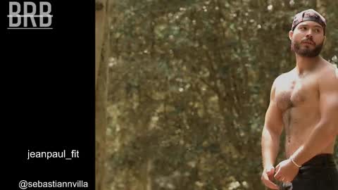 Snapshot of sebastianvilla__ chatting on October 27, 11:51 pm Instagram jeanpaulfit online show from October 27, 11:51 pm