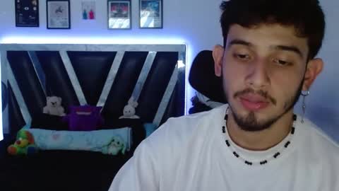 Sebas online show from December 18, 5:58 am