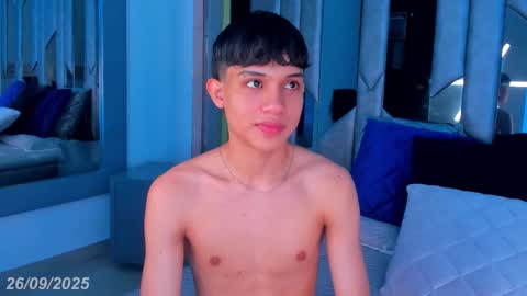 Snapshot of sebax_00 chatting on September 26, 8:17 pm Sebastian online show from September 26, 8:17 pm