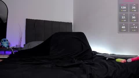 SEBASTIAN PALACIO online show from June 16, 1:13 pm