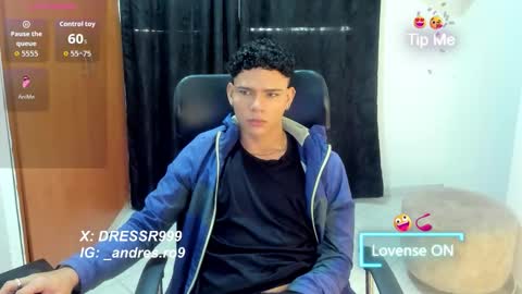 JUSTIN online show from December 19, 2:14 pm