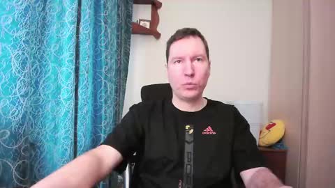 Snapshot of secret_lover_xxx chatting on February 24, 10:48 am Secret lover XXX online show from February 24, 10:48 am