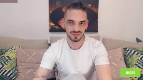 Snapshot of secret_sir chatting on October 28, 12:13 am Dean Carter online show from October 28, 12:13 am