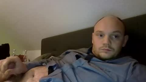 Snapshot of secretcplg chatting on February 4, 6:06 pm Simon online show from February 4, 6:06 pm