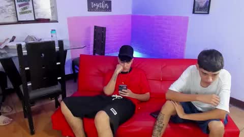 secretluna_ online show from March 22, 8:47 pm