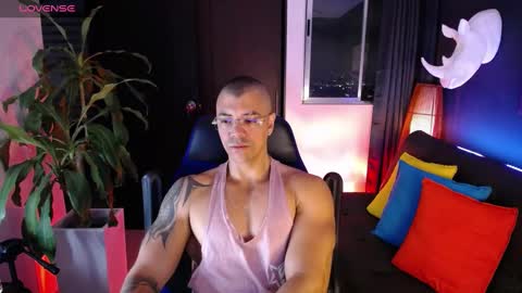 Snapshot of seddy_ chatting on February 23, 7:17 am sed online show from February 23, 7:17 am