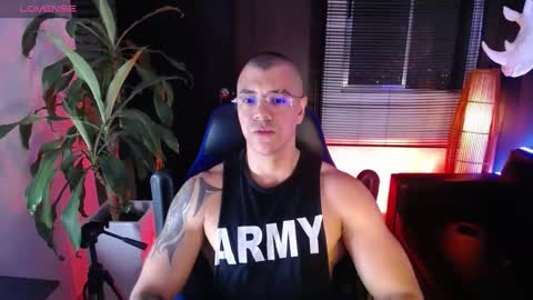 Snapshot of seddy_ chatting on December 15, 5:23 am sed online show from December 15, 5:23 am