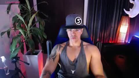Snapshot of seddy_ chatting on December 20, 10:49 am sed online show from December 20, 10:49 am