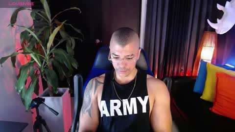 Snapshot of seddy_ chatting on December 24, 9:06 am sed online show from December 24, 9:06 am