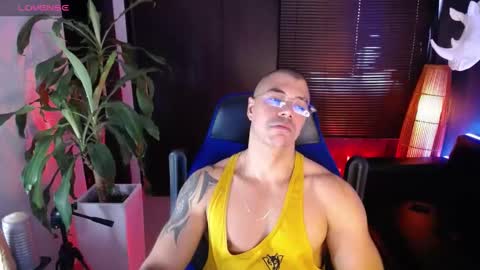 Snapshot of seddy_ chatting on December 2, 12:05 pm sed online show from December 2, 12:05 pm