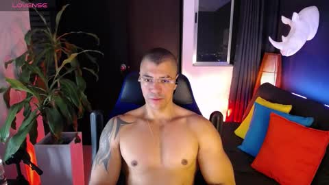 Snapshot of seddy_ chatting on February 25, 8:58 am sed online show from February 25, 8:58 am