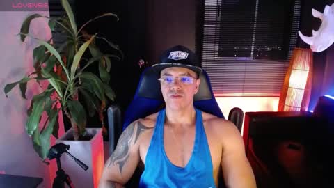 Snapshot of seddy_ chatting on December 21, 9:12 am sed online show from December 21, 9:12 am