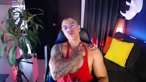 Snapshot of seddy_ chatting on February 8, 11:02 pm sed online show from February 8, 11:02 pm