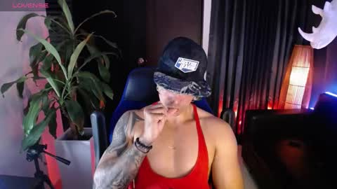 Snapshot of seddy_ chatting on December 19, 10:13 am sed online show from December 19, 10:13 am