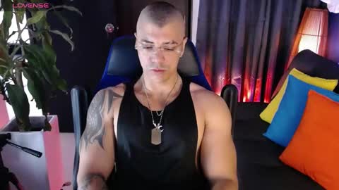Snapshot of seddy_ chatting on February 21, 9:11 pm sed online show from February 21, 9:11 pm