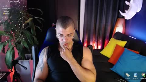 Snapshot of seddy_ chatting on March 12, 9:34 am sed online show from March 12, 9:34 am