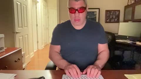 Sub4Mistress online show from April 18, 3:30 am