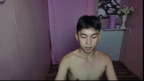 Snapshot of selene_0417 chatting on October 29, 4:37 am Aprilane online show from October 29, 4:37 am