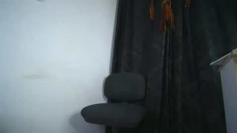 sem_alas online show from November 12, 2:28 am