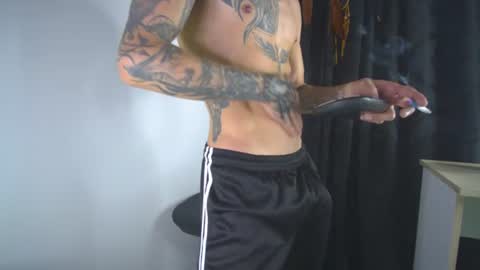 sem_alas online show from June 25, 1:52 am