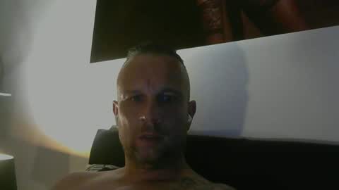 sence08 online show from November 14, 1:09 am