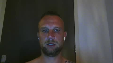 sence08 online show from October 26, 10:56 pm