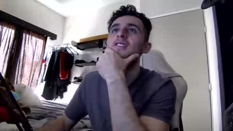 Snapshot of senitzzu chatting on January 25, 7:07 pm PAJACONTROL online show from January 25, 7:07 pm