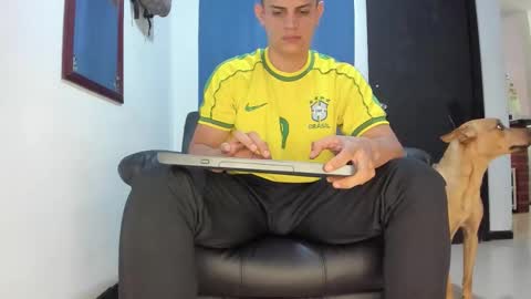 Snapshot of sensei_pprs chatting on October 14, 4:36 pm sensei pprs online show from October 14, 4:36 pm