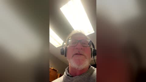 sensuousmale online show from January 16, 12:35 am