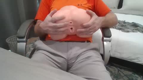 senyai40 online show from November 3, 6:43 pm