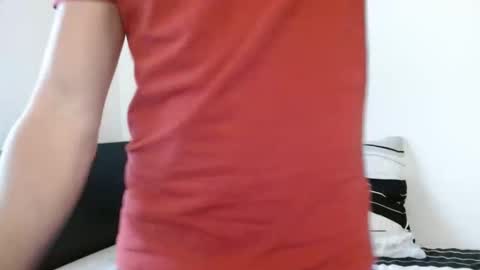 Snapshot of serafino94 chatting on December 13, 9:15 am serafino94 online show from December 13, 9:15 am