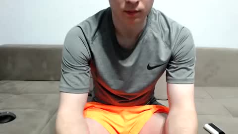 Snapshot of sergeysexboy chatting on February 11, 12:59 am Sirgey online show from February 11, 12:59 am