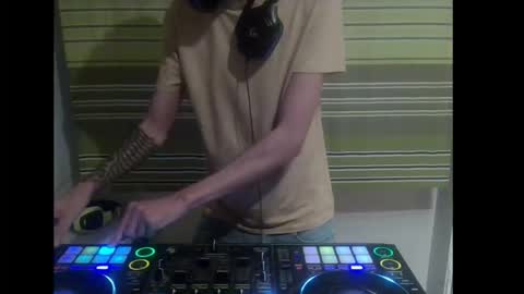 Dj Notorious aka bionik hand online show from September 20, 6:30 pm